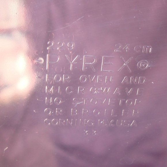 PYREX # 229 Glass Pie Dish 9.5" Cranberry Color Plate Bowl Serving Table Baking - Picture 8 of 10